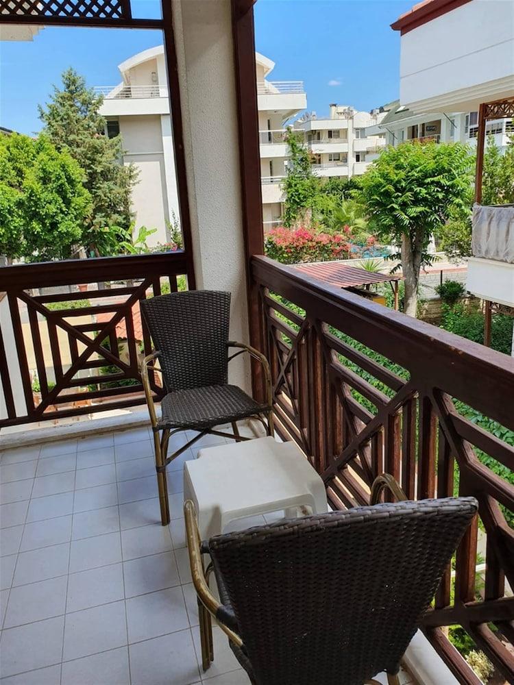 Agon Hotel Кемер Екстериор снимка